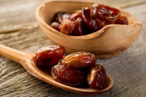 5 Ice Cream Recipes caramel ice cream with sweet dates!